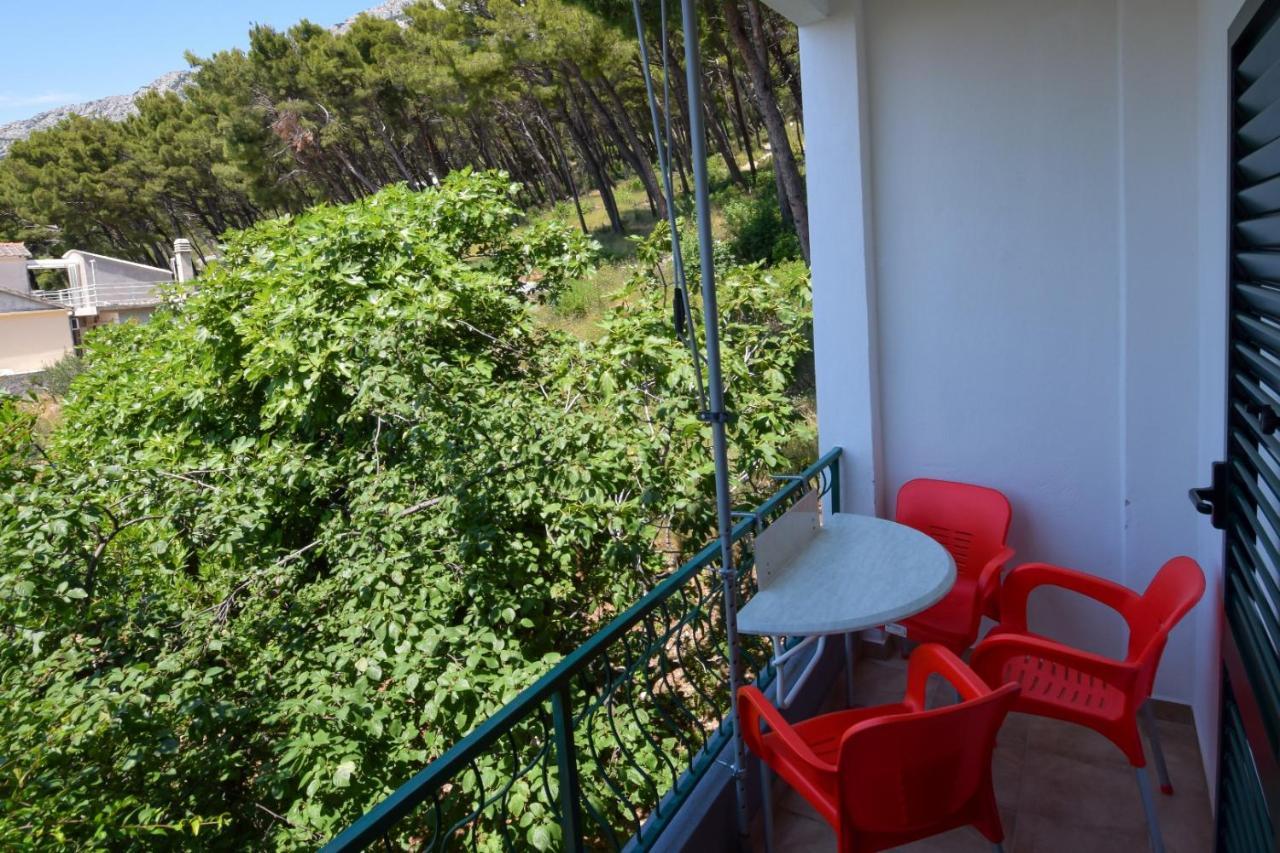 Appartamento Marios Brela Esterno foto