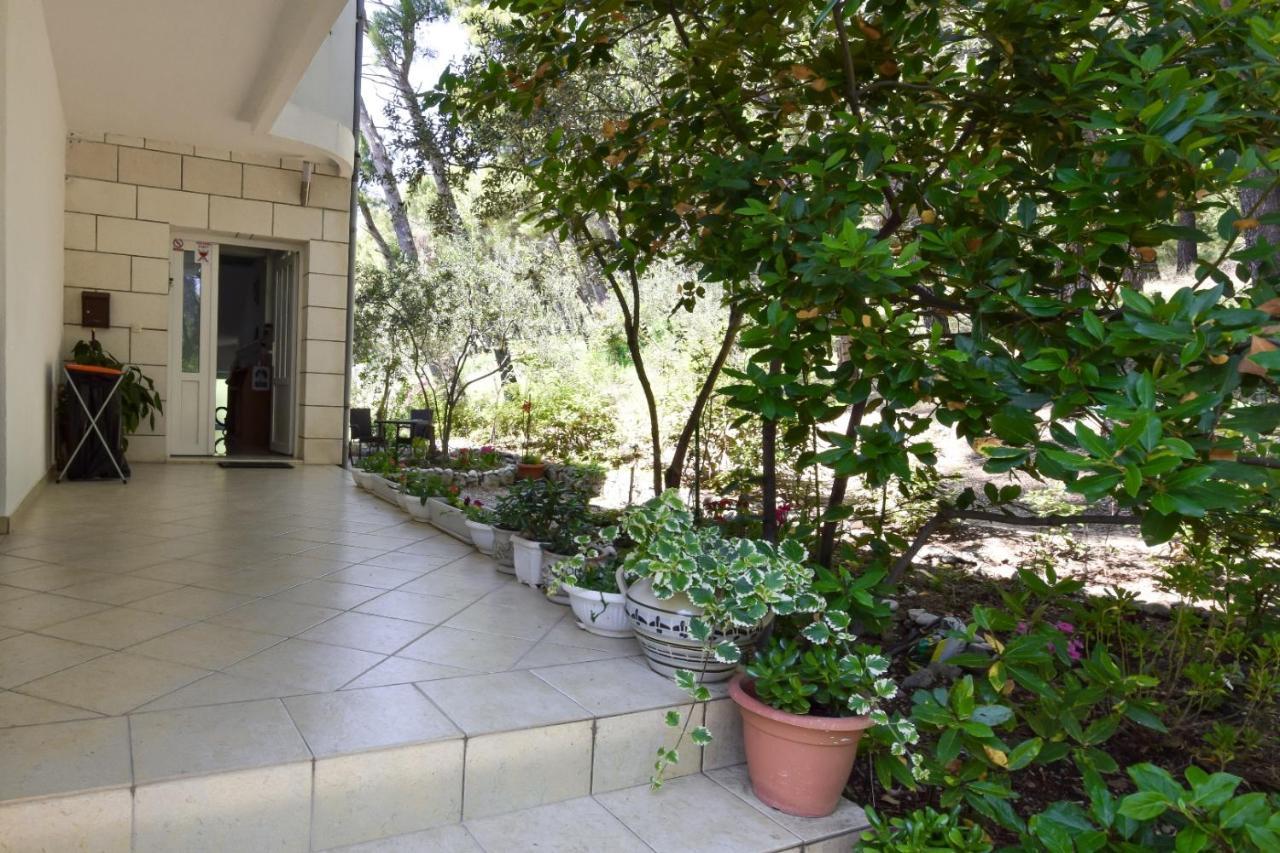 Appartamento Marios Brela Esterno foto